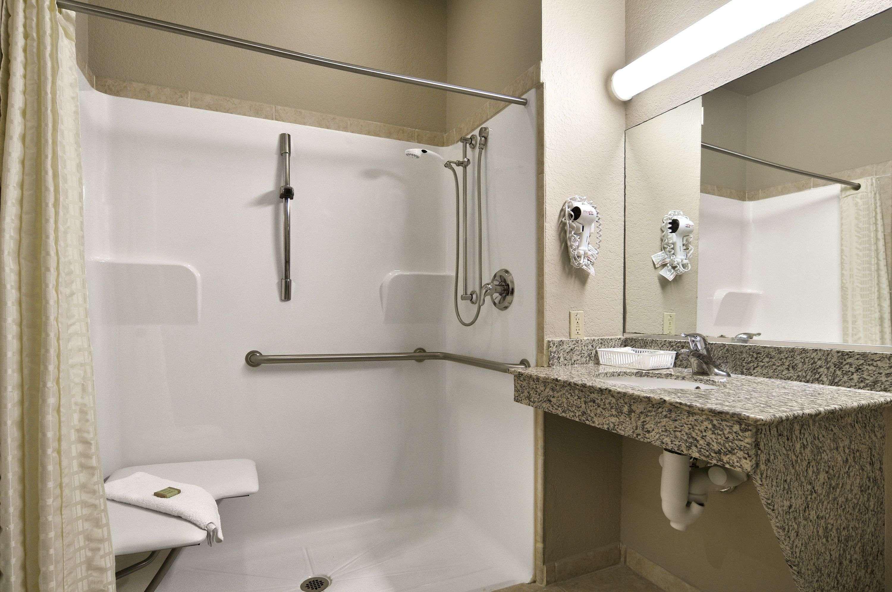 Hotel Super 8 By Wyndham San Antonio/Alamodome Area Extérieur photo