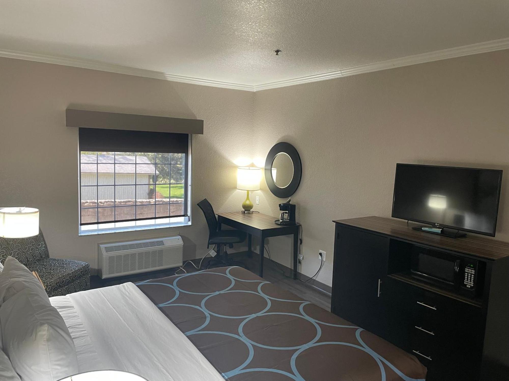 Hotel Super 8 By Wyndham San Antonio/Alamodome Area Extérieur photo