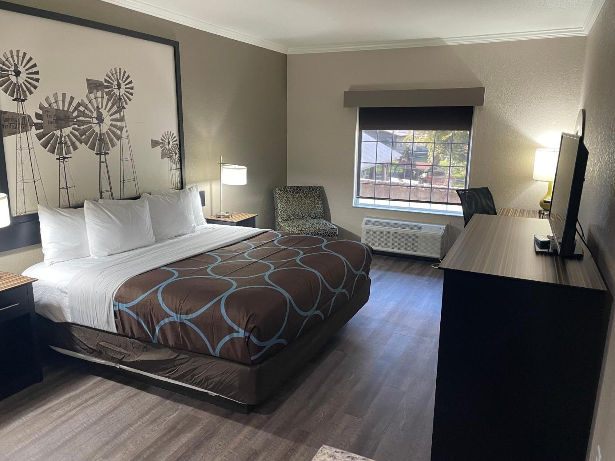 Hotel Super 8 By Wyndham San Antonio/Alamodome Area Extérieur photo